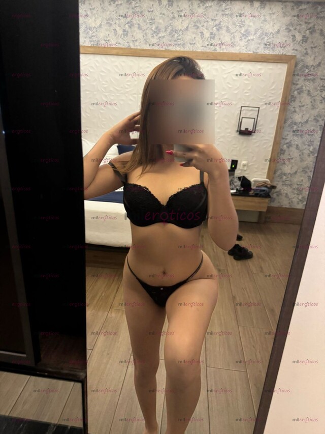 FOTOS DE INICIANDO 18 AÑOS PERO MUY ACCESIBLE Y SERVICIAL PERO SOBRETODO MUY HOT