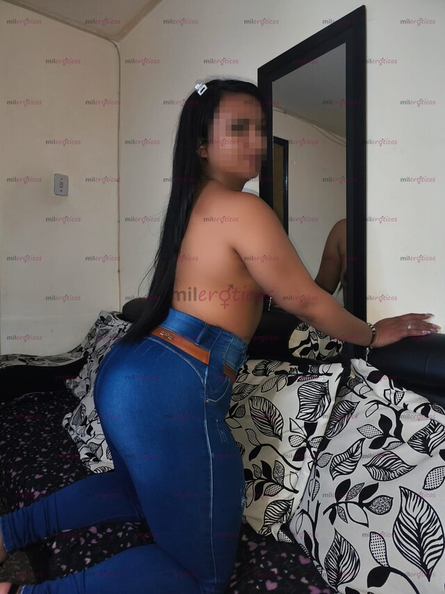 FOTOS DE PELINEGRA CON UN CULO DELICIOSO Y VAGINA APRETADITA