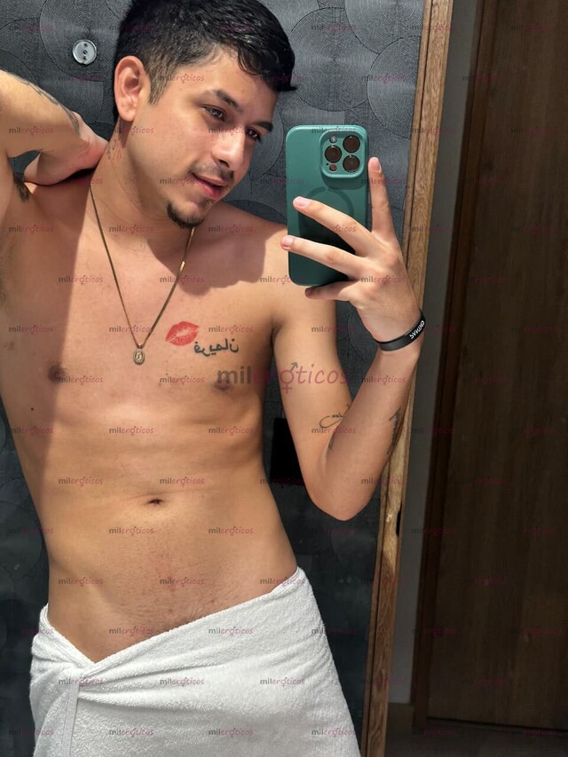 FOTOS DE POLLO VERGON, MENTE ABIERTA Y CON MUCHAS GANAS DE FIESTA