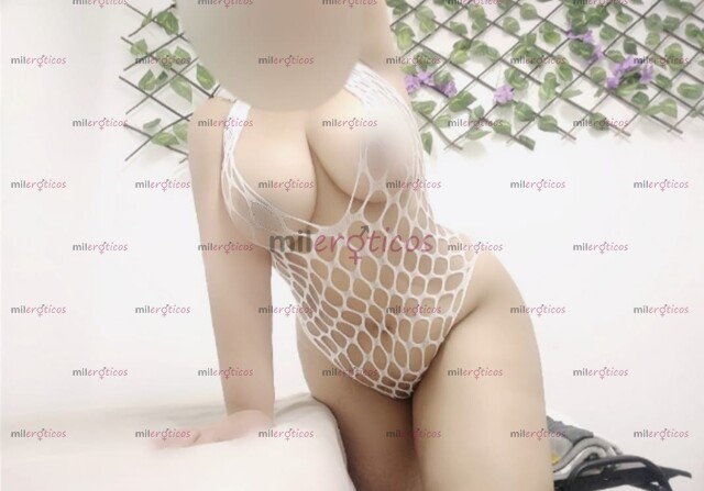 FOTOS DE GUAPA CURBY VEN Y DISFRUTA DE UNA BUENA MAMADA AMOR