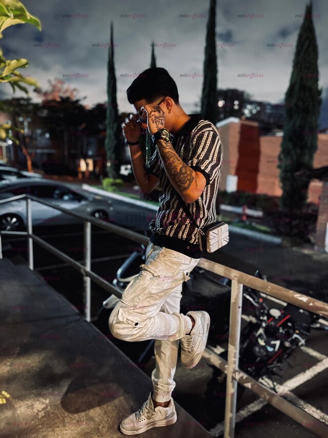 FOTOS DE POLLO VERGON, MENTE ABIERTA Y CON MUCHAS GANAS DE FIESTA