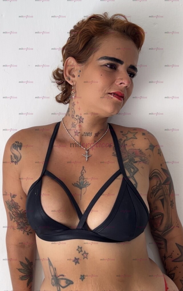 FOTOS DE SEXY CHICA EXTROVERTIDA TATUADA NALGONA Y MUY COMPLACIENTE SOLO DOMICILIO