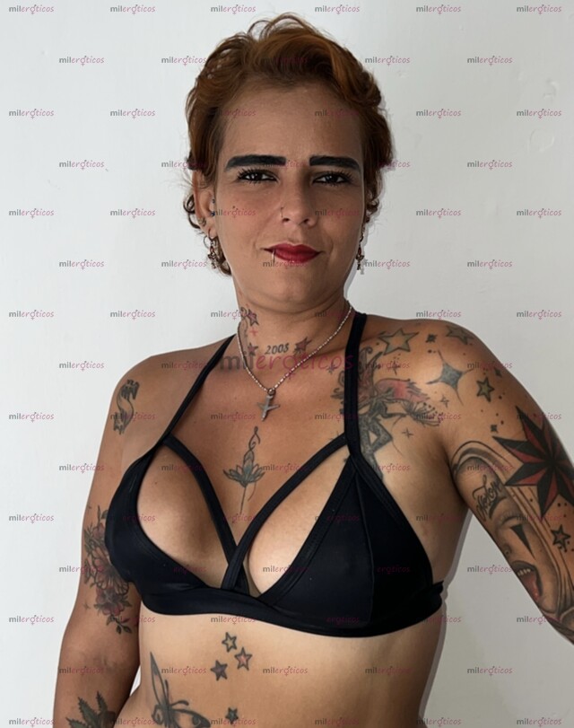 FOTOS DE SEXY CHICA EXTROVERTIDA TATUADA NALGONA Y MUY COMPLACIENTE SOLO DOMICILIO