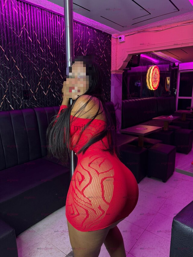 FOTOS DE DULCE ACOMPAÑANTE MORENITA DE 18 AÑOS DISPUESTA A TODO