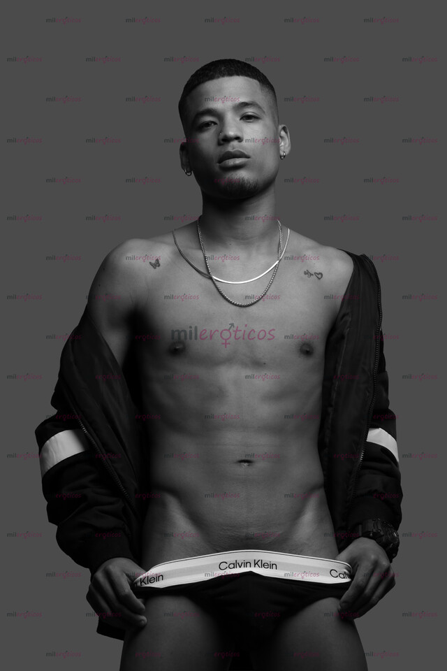 FOTOS DE ACTIVO MACHO VERGON EXTRANJERO NUEVO EN LA CMDX.