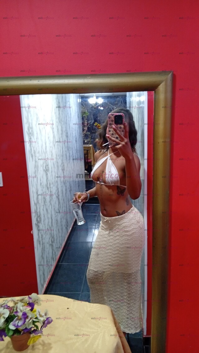 FOTOS DE MORENA, ALTA, SEXI, COQUETA, SERVICIAL E EXTROVERTIDA