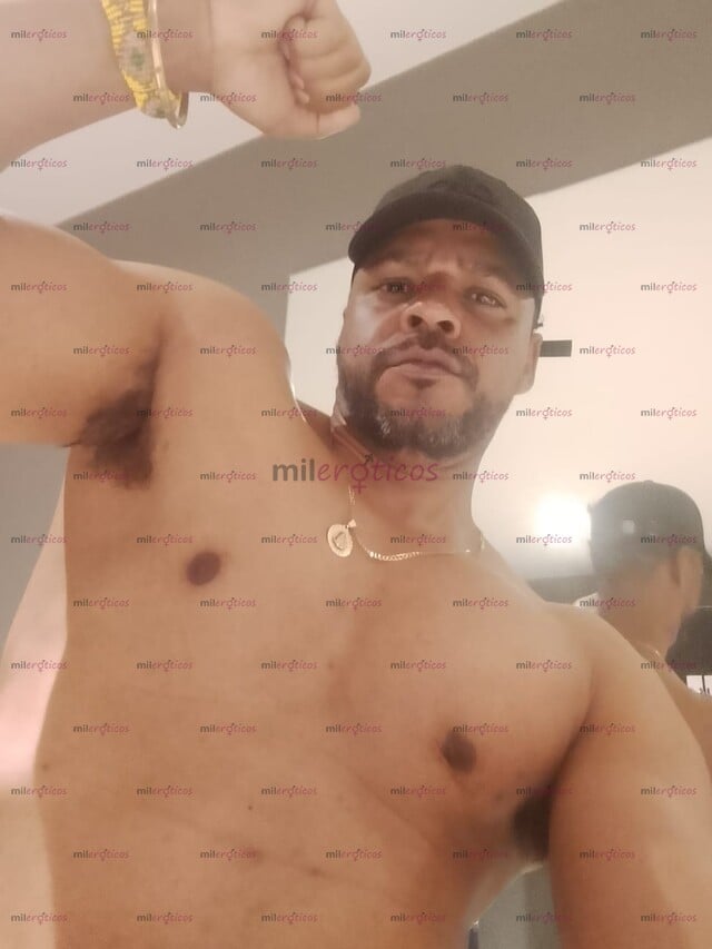 FOTOS DE NEGRO XL SABROSO PARA GAYS Y CURIOSOS COMPLASIENTE Y MUY CALIENTE