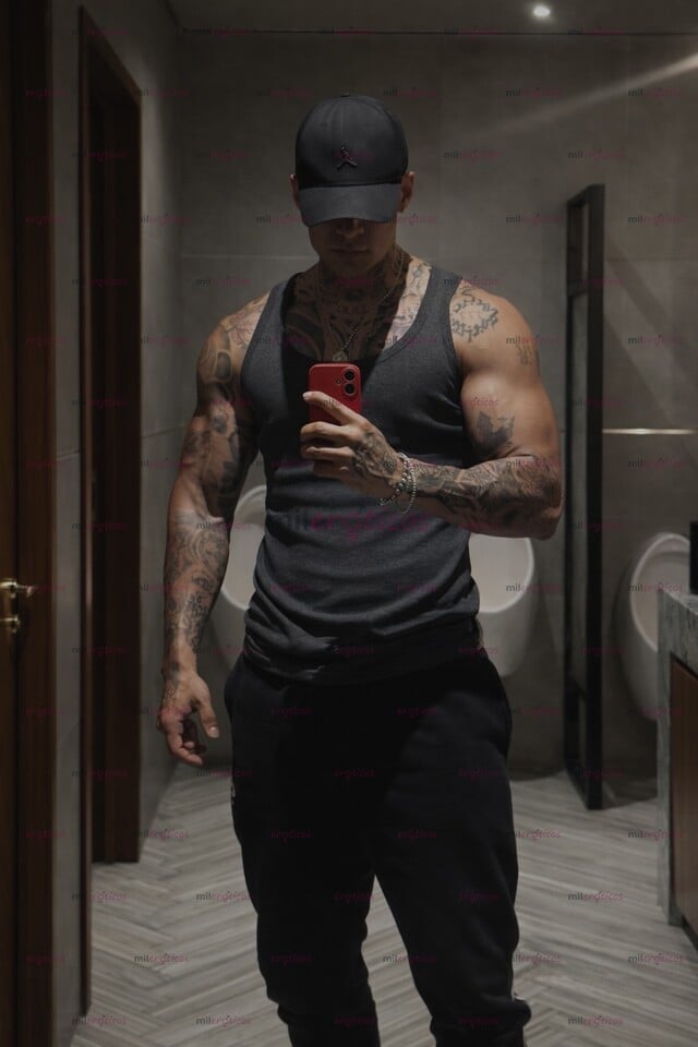FOTOS DE EXCLUSIVO PAREJAS. CANDENTE MAN 1:90 CON TODA LA ENERGÍA PARA SATISFACER