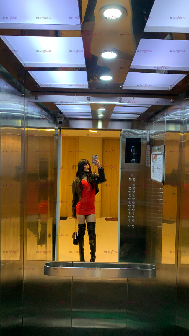 FOTOS DE TRAVÉSTI CON SITIO PRIVADO VERSÁTIL ACTIVA PASIVA CON BUENA DOTACIÓN