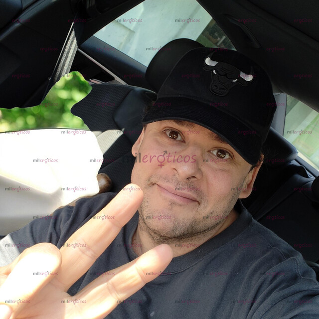 FOTOS DE HOMBRE SENSUAL, ATENTO Y LISTO PARA DISFRUTAR