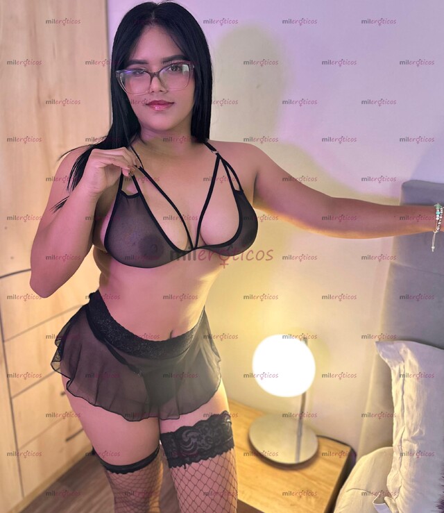 FOTOS DE RICA TETONA, VAGINA APRETADA Y CARNOSA, ALEJA POLLITA SEXOSA