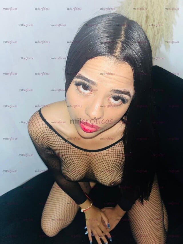 FOTOS DE SOY JOVEN Y SEXY NUEVA EN ESTO DE SCORT PARA QUE ME DISFRUTES