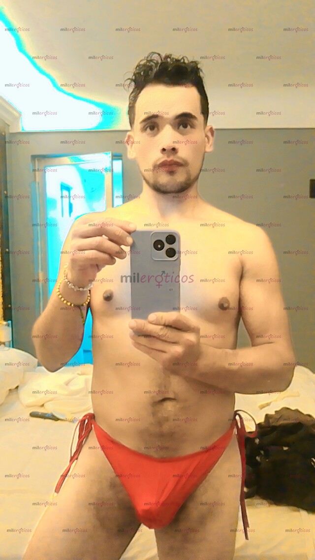 FOTOS DE SAUL LATINO ARDIENTE. ATENTO, APASIONADO Y MUY COMPLACIENTE.