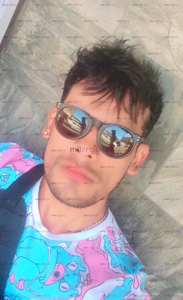 FOTOS DE SAUL LATINO ARDIENTE. ATENTO, APASIONADO Y MUY COMPLACIENTE.