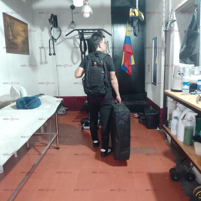 FOTOS DE MASAJES EROTICOS Y MASAJISTA MADURO PASIVO VARONIL 62 AÑOS MEDELLIN