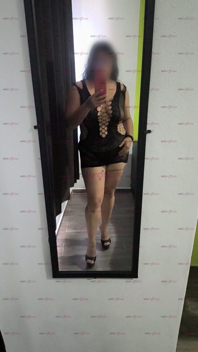 FOTOS DE NAOMI MADURA COMPLACIENTE NALGONA Y GORDIBUENA