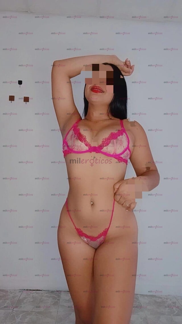FOTOS DE TU PERRA RICA EN CUATRO QUIERE MUCHA VERGAAA