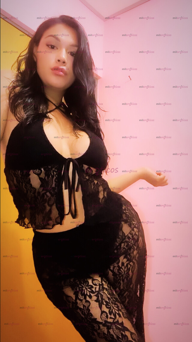 FOTOS DE SOLO PORQUE TÚ LO PEDISTE LLEGO ANAHI NUEVAMENTE