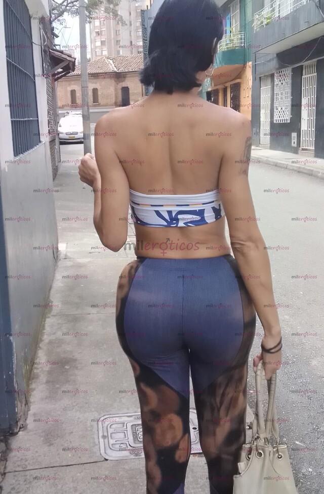 FOTOS DE 100% VERSÁTIL 100% COMPLACIENTE PAPI NO TE QUEDES CON LAS GANAS