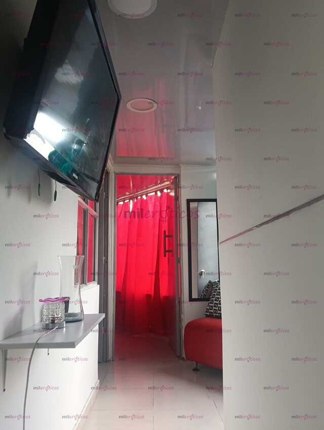 FOTOS DE APARTAMENTO EN LA ZONA DEL RESTREPO CON TODAS LAS COMODIDADES PARA TRABAJAR