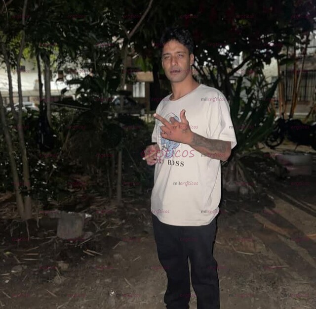 FOTOS DE JOVEN VIP EXCLUSIVO CON SERVICIOS VIP SOLO PARA MUJERES