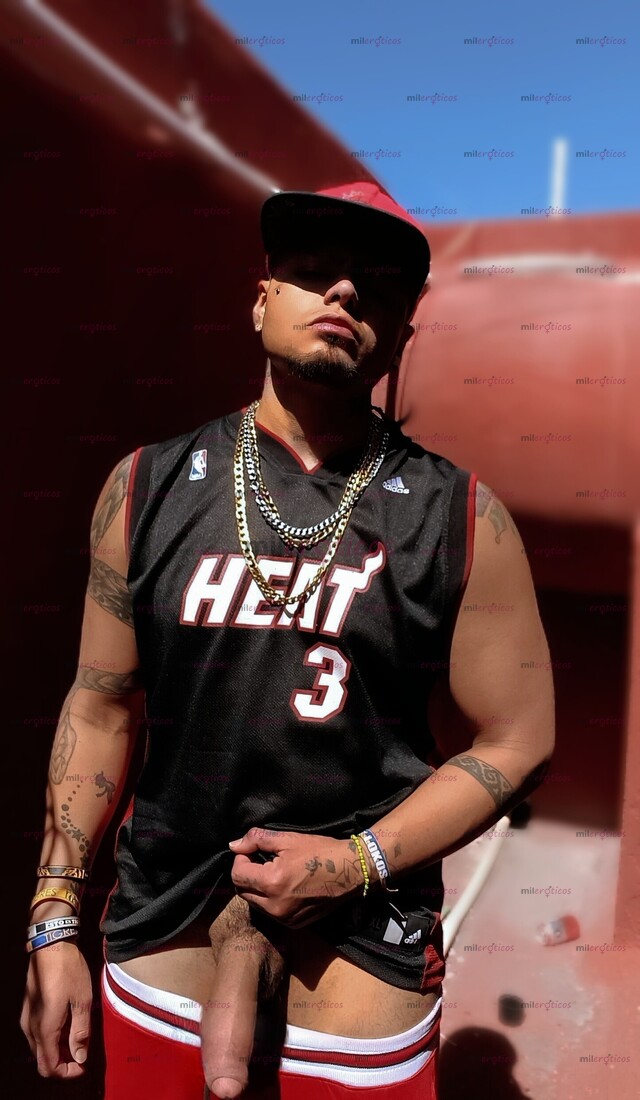 FOTOS DE UN CHACAL ES 100% MACHO MEXICANO DE VERDAD, VIVE LA EXPERIENCIA