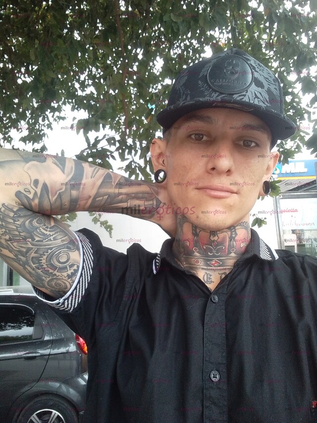 FOTOS DE HOLA MUCHO GUSTO SOY CAMILO ME GUSTA PASARLA RICO SOY SERIO Y DISCRETO ME GUSTAN