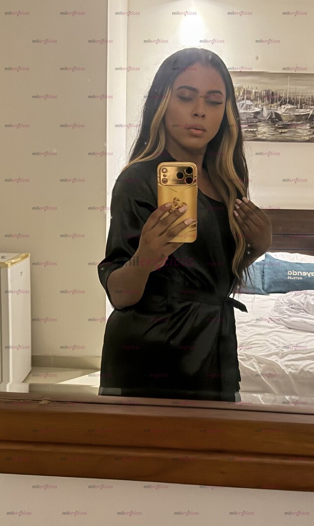 FOTOS DE AISHA LA NENA QUE CUMPLE TUS MÁS OSCUROS DESEOS