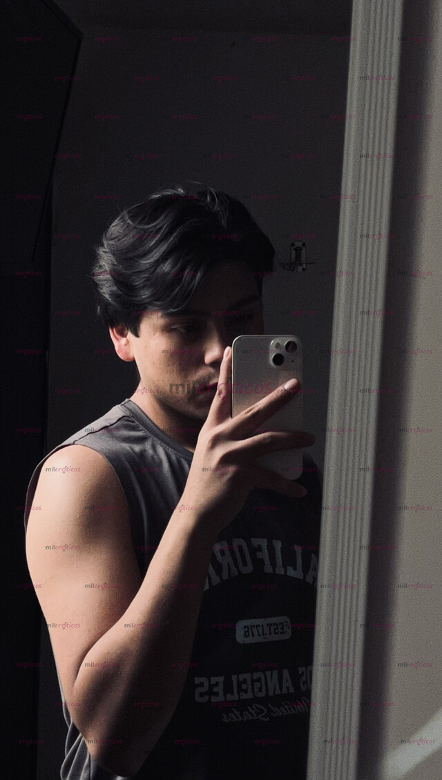 FOTOS DE JOVEN COMPLACIENTE PARA TI EN CUALQUIER MOMENTO.