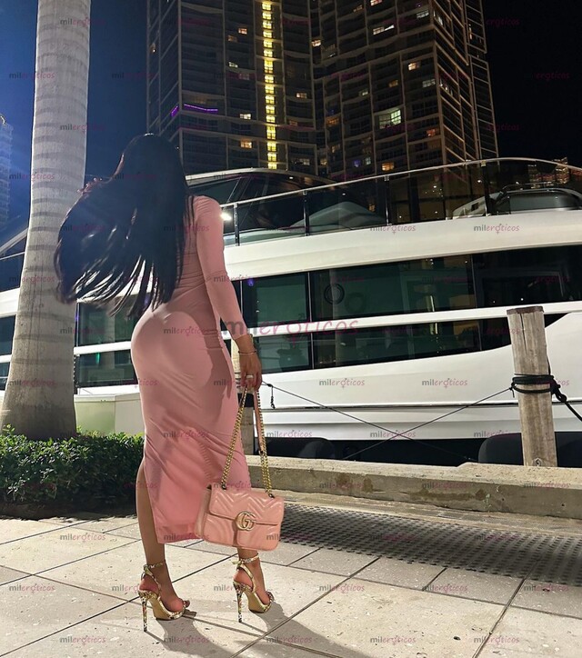 FOTOS DE SRITA.BRASILEÑA 100%FITNEES CORPO MUSCULAR TIPAZO BIKINI PRO