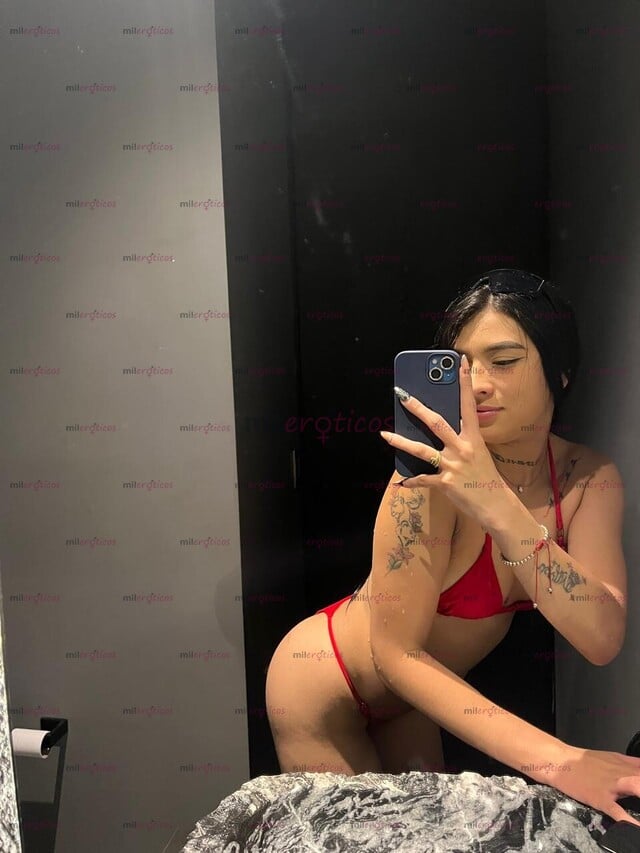 FOTOS DE EXÓTICA FLACA RICA CON MUCHAS GANAS DE MAMAR VERGA ARRECHA JUGUETONA Y TRAVIESA
