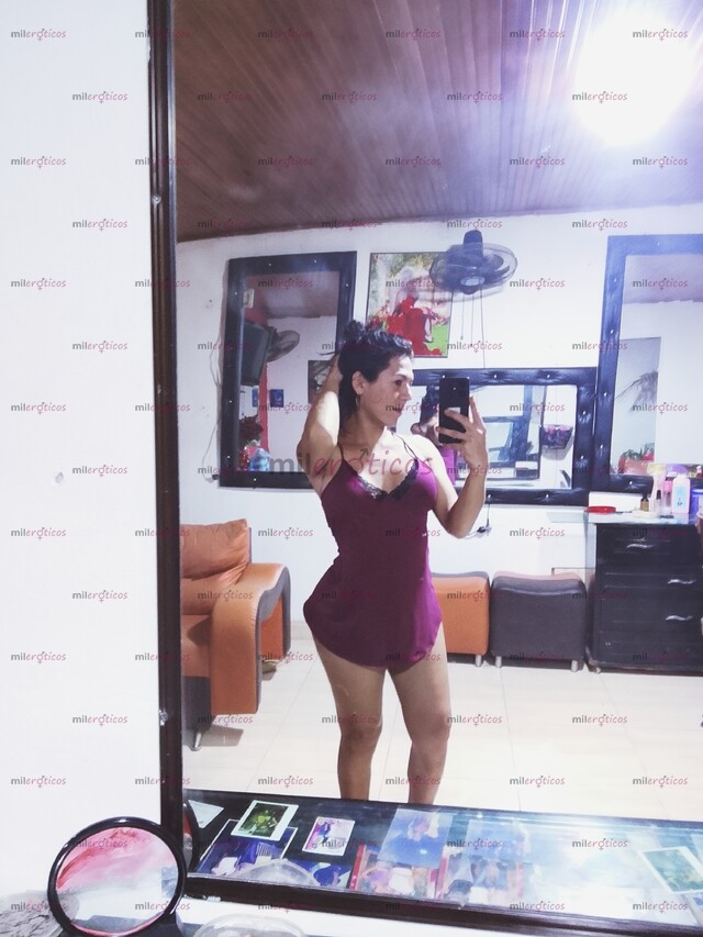 FOTOS DE DELICIOSA TRANS FEMENINA VERSÁTIL CACHONDA LECHERA