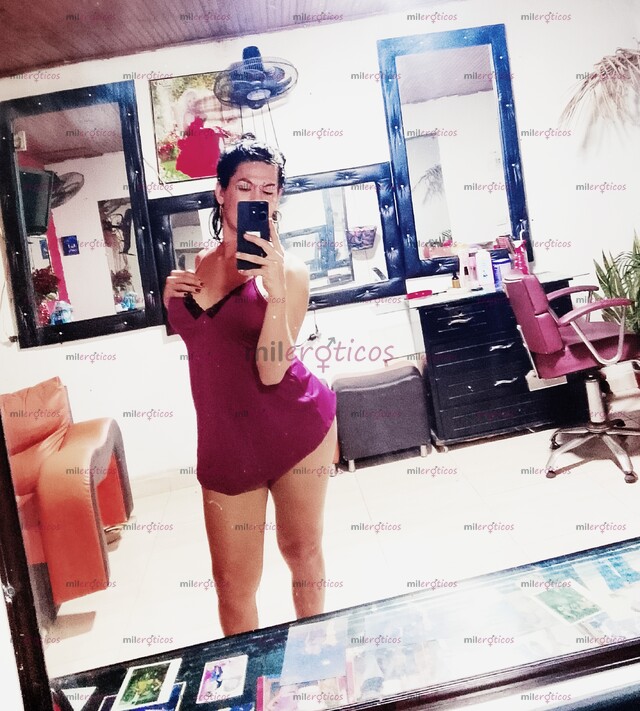 FOTOS DE DELICIOSA TRANS FEMENINA VERSÁTIL CACHONDA LECHERA