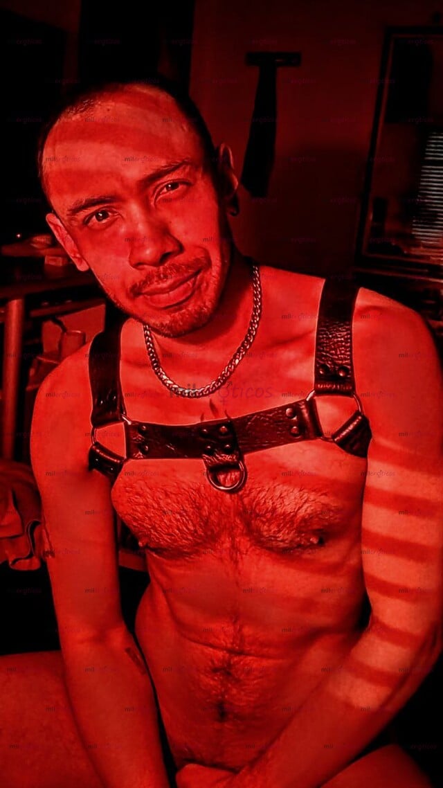FOTOS DE MORENO REGIO XL PARA DISFRUTAR. MORBO, PLACER Y LO QUE PIDAS PARA COMPLACER.