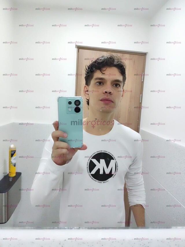 FOTOS DE SEXY PAISA VERGON $ DISCRETO VARONIL & MUY ARRECHO $ ADRIAN