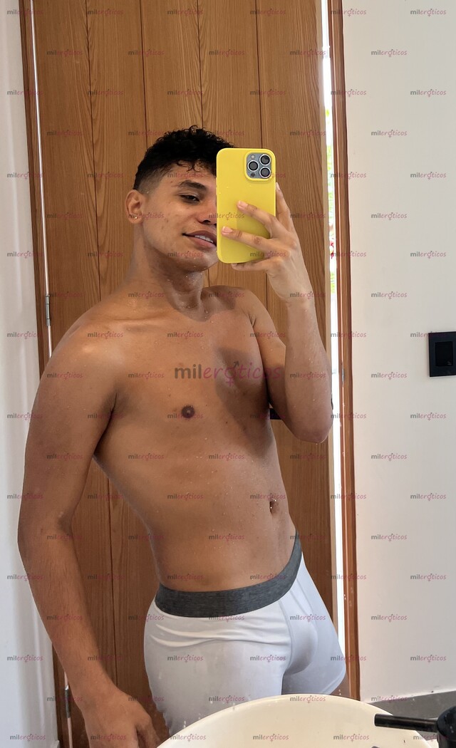 FOTOS DE WILL CHICO MORENO VERGÓN BIEN DOTADO Y CALIENTE
