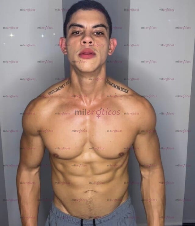 FOTOS DE BRENZ XXL , CONTENIDO FULL CACHONDO; CONSUME MI CONTENIDO FULL CACHONDO