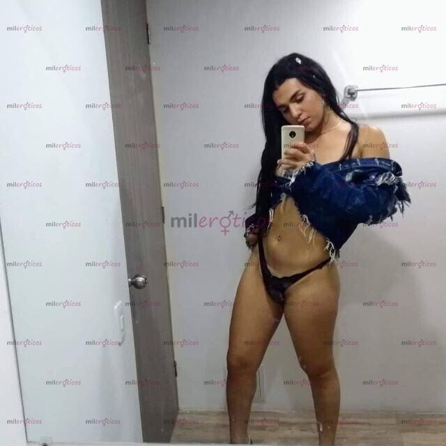 FOTOS DE GENESIS ESTRECHITA NENA ARDIENTE Y COMPLACIENTE.