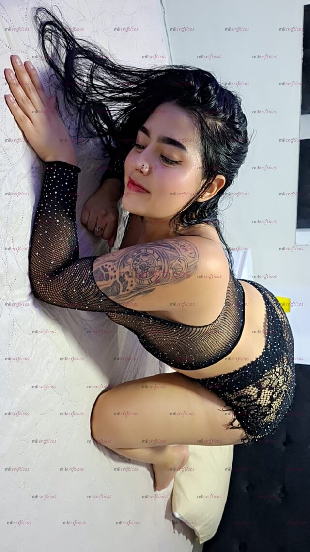 FOTOS DE CORAL , CARITA ANGELICAL CON UN CULO RICO