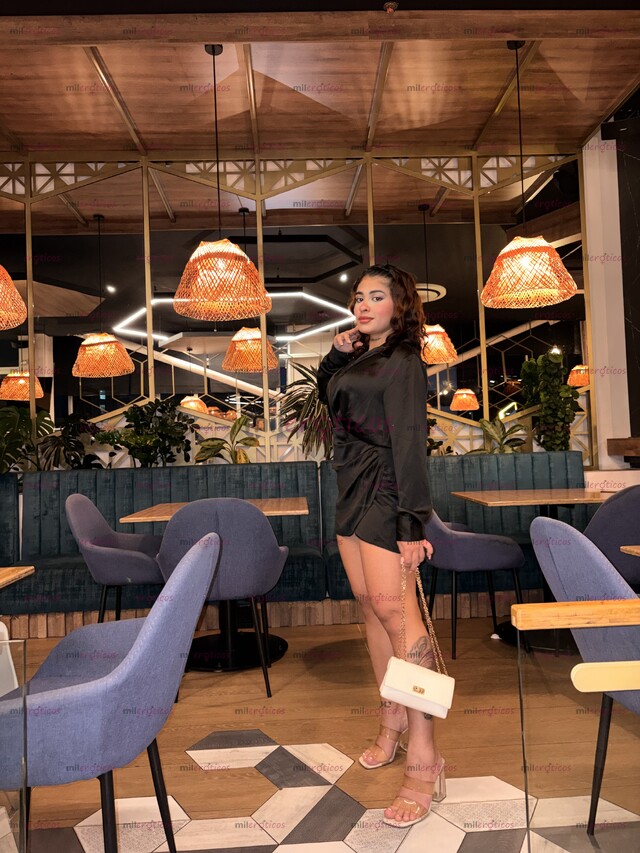 FOTOS DE EXÓTICA PAISA INDOMABLE Y VOLUPTUOSA BELLEZA SALVAJE POR PRIMERA VEZ EN BUGA