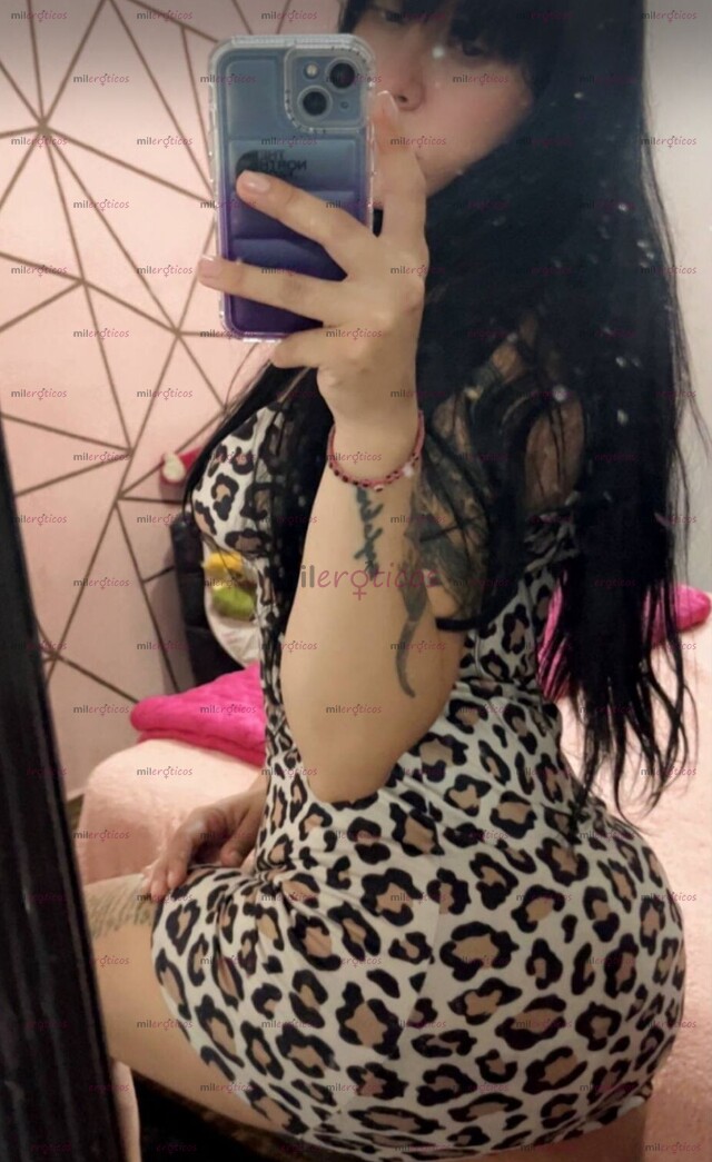 FOTOS DE PELINEGRA DE 24 AÑOS ,CULONA ,TETONA Y VAGINA APRETADITA