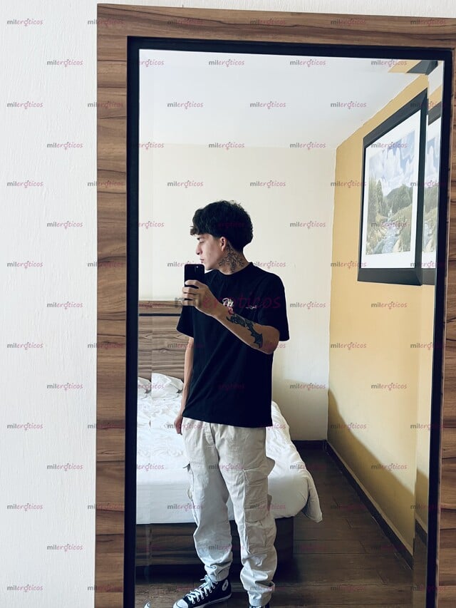 FOTOS DE JOVEN HETERO CON 20 CM DE VERGA SOLO VENTA DE CONTENIDO Y VIDEOLLAMADAS