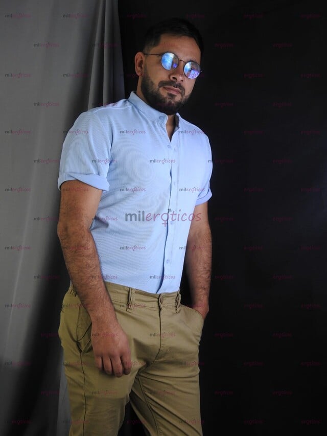 FOTOS DE ACOMPAÑANTE VIP HETEROSEXUAL DE LUJO ELEGANCIA Y PRESENCIA INIGUALABLES