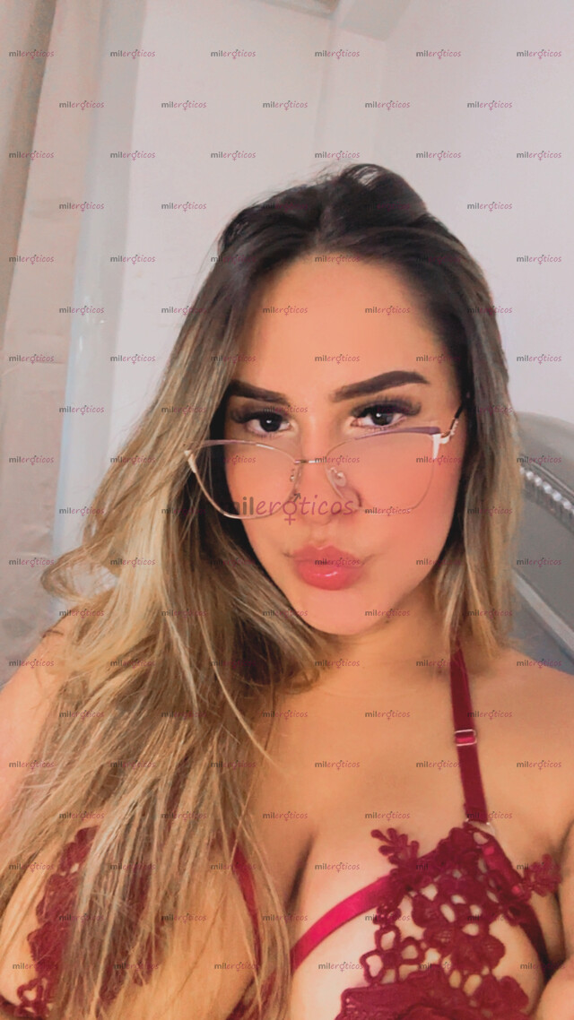 FOTOS DE POR TAN SOLO $100 PUTA RICO CULO Y TETAS CALIENTE Y ME GUSTA VENIRME A CHORROS