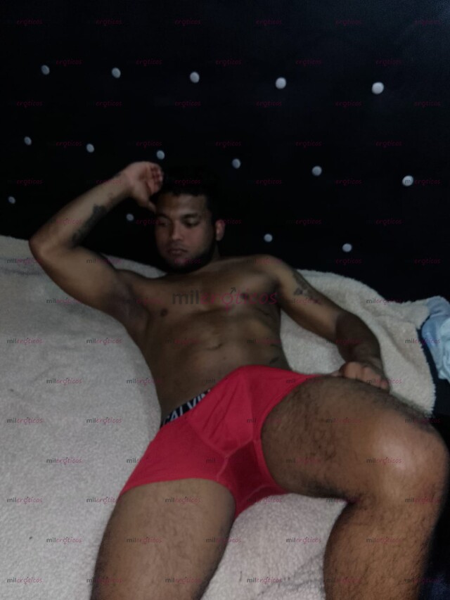 FOTOS DE VENEZOLANO VERGÓN CALIENTITO CON MUCHA LECHITA