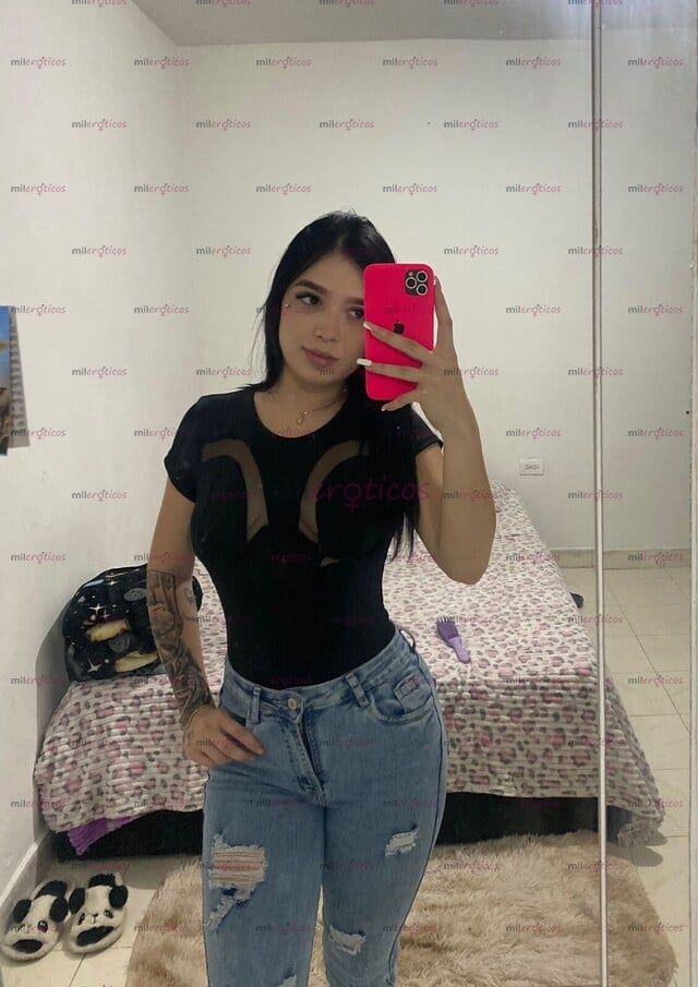 FOTOS DE MIA , MAMASITA CULONA Y ME ENCATA EL ANAL