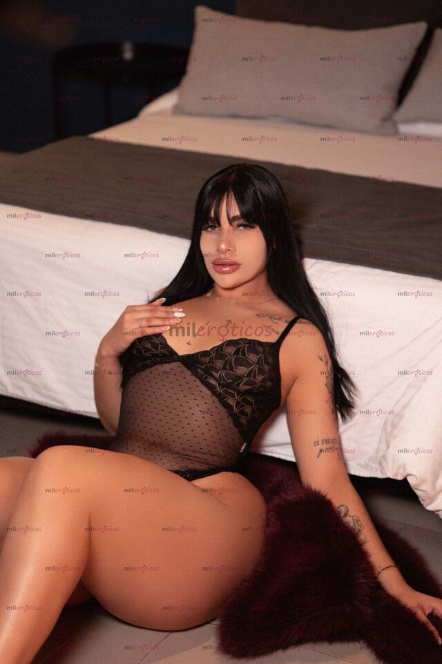 FOTOS DE MIRADA SEDUCTORA CON UN CUERPO ESPECTACULAR