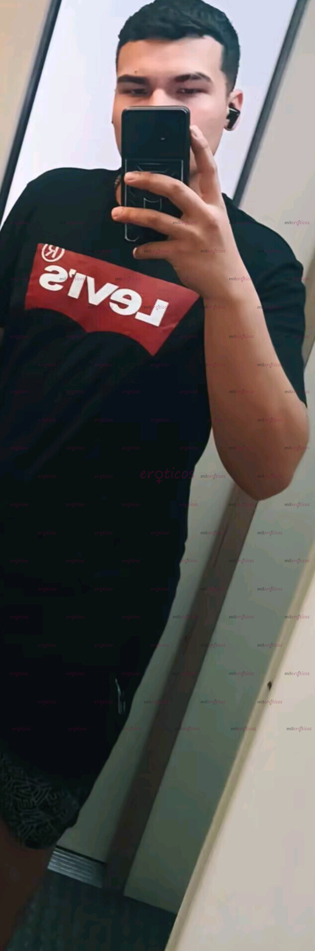 FOTOS DE JOVEN COMPLACIENTE ESPERA POR TI, REINA ;)