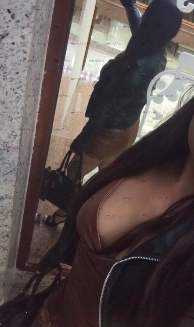 FOTOS DE VANESA SEXY Y MUY HOT LISTA PARA HACER TE DISFRUTES A MAXIMO TU SERVICIO