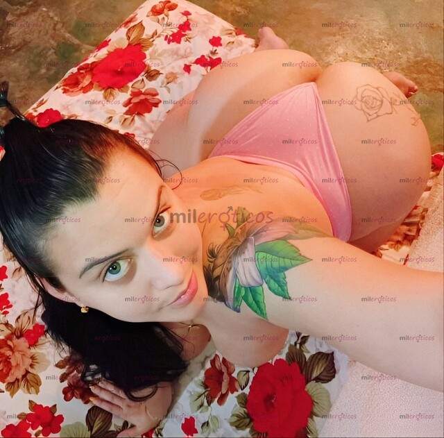 FOTOS DE ATASCATE EN MIS NALGOTAS , ES LO QUE QUIERES NO ?